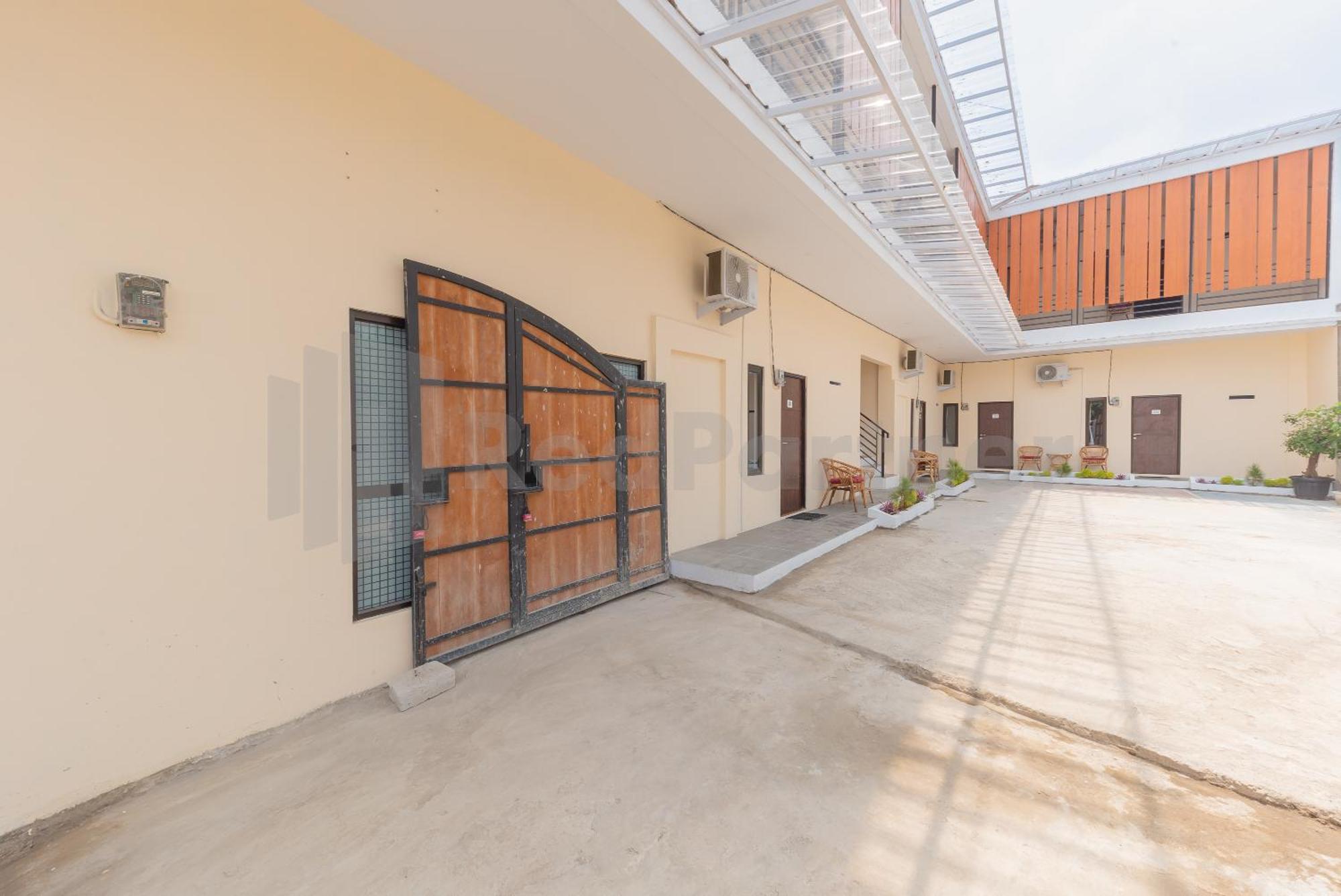 Tangkil  Rumah Panda Guesthouse Redpartner מראה חיצוני תמונה